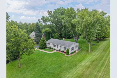 W192N5046  One Mile Rd, Menomonee Falls, WI 53051 - Photo 4