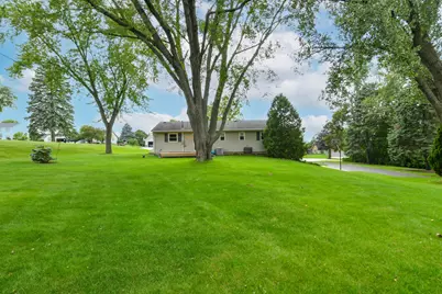 W192N5046  One Mile Rd, Menomonee Falls, WI 53051 - Photo 32