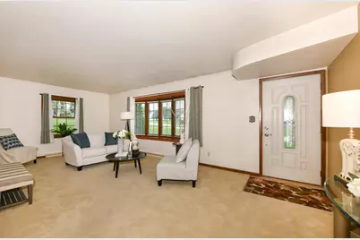 W192N5046  One Mile Rd, Menomonee Falls, WI 53051 - Photo 6