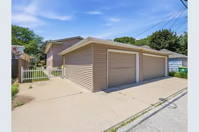 4538 N Larkin St, Shorewood, WI 53211 - Photo 32