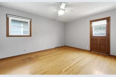 4538 N Larkin St, Shorewood, WI 53211 - Photo 22