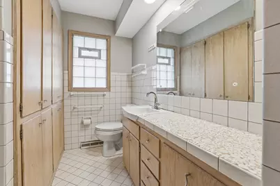 4538 N Larkin St, Shorewood, WI 53211 - Photo 16