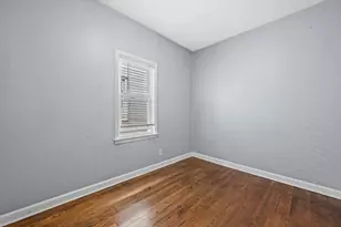 2962 N Pierce St, Milwaukee, WI 53212 - Photo 8