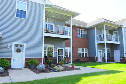 691 W Dekora St, Saukville, WI 53080 - Photo 8