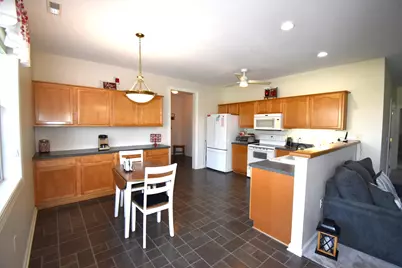 691 W Dekora St, Saukville, WI 53080 - Photo 2