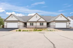 1797 Cedar Ridge Dr, Slinger, WI 53086 - Photo 2