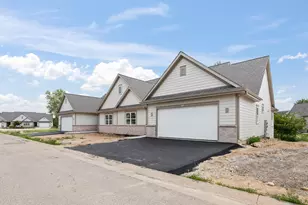 1797 Cedar Ridge Dr, Slinger, WI 53086 - Photo 4