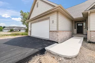 1797 Cedar Ridge Dr, Slinger, WI 53086 - Photo 4