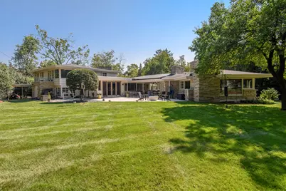 7769 N Club Cir, Fox Point, WI 53217 - Photo 28