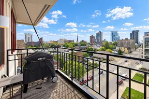 1325 N Van Buren St, Milwaukee, WI 53202 - Photo 24
