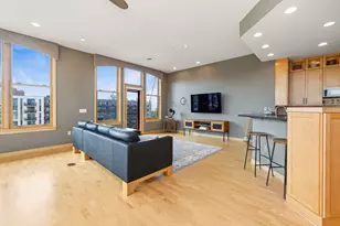1325 N Van Buren St, Milwaukee, WI 53202 - Photo 4