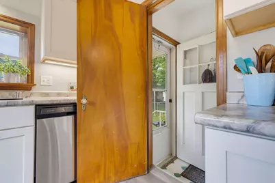 3927 S 57th St, Milwaukee, WI 53220 - Photo 20