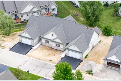1793  Cedar Ridge Dr #215-1, Slinger, WI 53086 - Photo 4