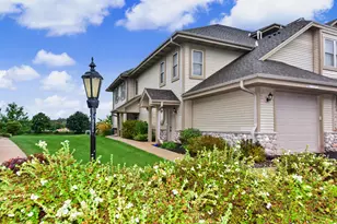 W173N5537 Ravenwood Dr, Menomonee Falls, WI 53051 - Photo 1