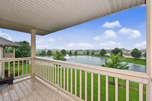 W173N5537 Ravenwood Dr, Menomonee Falls, WI 53051 - Photo 22