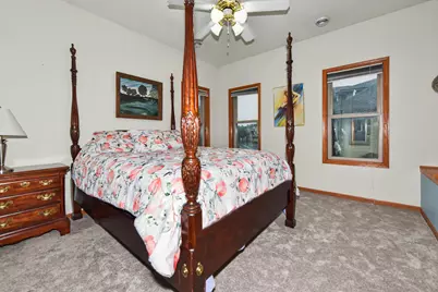 W173N5537  Ravenwood Dr #5537, Menomonee Falls, WI 53051 - Photo 18