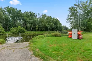 W1062 Marietta Ave, Ixonia, WI 53036 - Photo 32