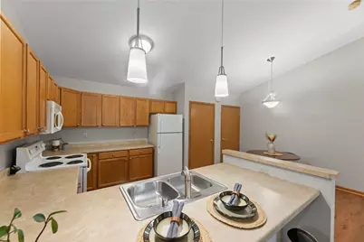 W1062  Marietta Ave #314, Ixonia, WI 53036 - Photo 6