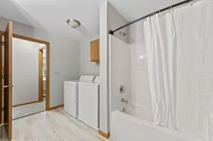 W1062 Marietta Ave, Ixonia, WI 53036 - Photo 22