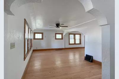 1605  Yout St, Racine, WI 53404 - Photo 8