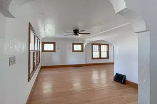1605 Yout St, Racine, WI 53404 - Photo 8
