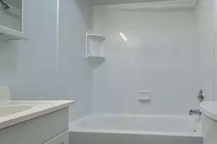 1605 Yout St, Racine, WI 53404 - Photo 6