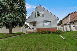 2567 S 60th St, West Allis, WI 53219 - Photo 2