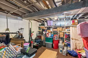 2567 S 60th St, West Allis, WI 53219 - Photo 26