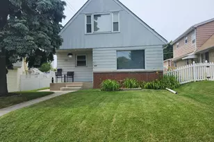2567 S 60th St, West Allis, WI 53219 - Photo 28