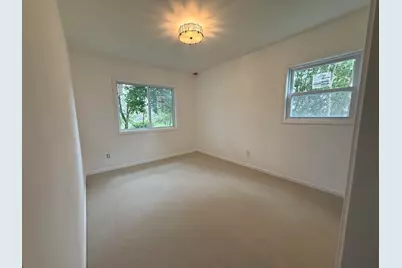 6305  Catalpa St, Greendale, WI 53129 - Photo 16