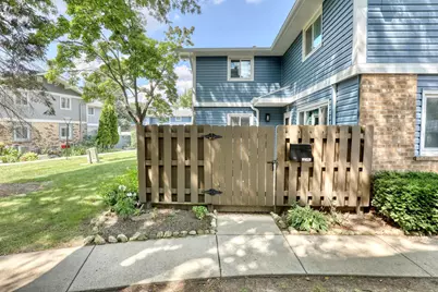 N76W14539  Northpoint Ct, Menomonee Falls, WI 53051 - Photo 2