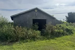 E7907 S Asbury Rd, Viroqua, WI 54665 - Photo 6