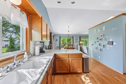 N71W23289  Keystone Dr, Sussex, WI 53089 - Photo 16