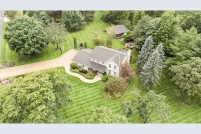W264N6615  Hillview Dr, Lisbon, WI 53089 - Photo 4