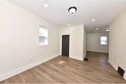 2209 N Dr. William Finlayson St, Milwaukee, WI 53212 - Photo 6