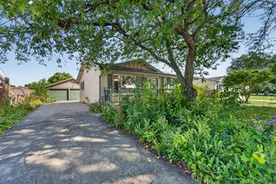 5716  69th St, Kenosha, WI 53142 - Photo 2
