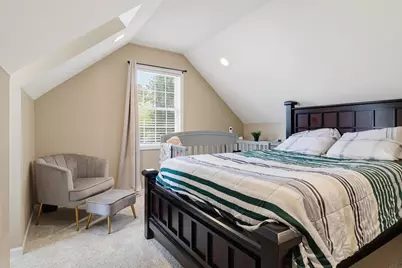 10348 S Robin Ln, Oak Creek, WI 53154 - Photo 20