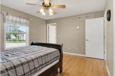 10348 S Robin Ln, Oak Creek, WI 53154 - Photo 24