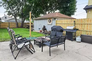 1729 Deane Blvd, Racine, WI 53405 - Photo 32