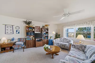 754 N Church St, Watertown, WI 53098 - Photo 14