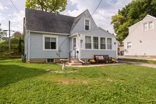 2101 Oaklawn Ave, Waukesha, WI 53188 - Photo 40