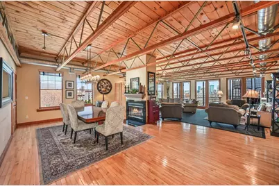 301 E Reservoir Ave #4, Milwaukee, WI 53212 - Photo 4