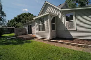 521 Humboldt St, Watertown, WI 53094 - Photo 4
