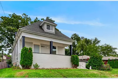 2423  Cleveland Pl, South Milwaukee, WI 53172 - Photo 2