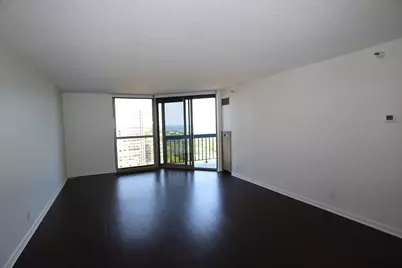 1660 N Prospect Ave #2201, Milwaukee, WI 53202 - Photo 2