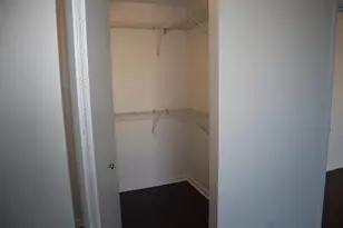1660 N Prospect Ave, Milwaukee, WI 53202 - Photo 6