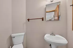 1252 S 40th St, West Milwaukee, WI 53215 - Photo 16