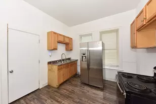 3238 W Juneau Ave, Milwaukee, WI 53208 - Photo 10