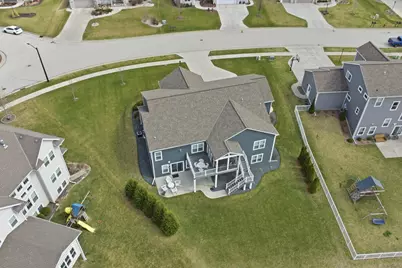 W136N6171  Weyer Farm Dr, Menomonee Falls, WI 53051 - Photo 52
