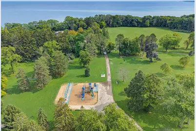 805 E Hyde Way, Fox Point, WI 53217 - Photo 40